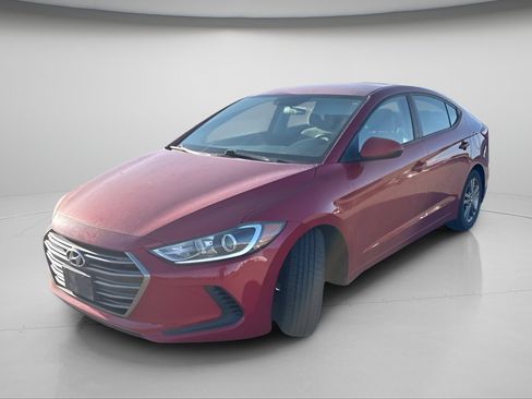 Used 2017 Hyundai Elantra SE FWD image 13