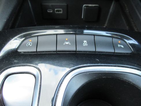 Used 2021 Buick Envision Preferred FWD image 27