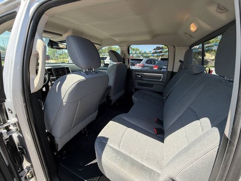 Used 2017 RAM 1500 Classic SLT w/ SLT Plus D←cor Group AWD/4WD image 12