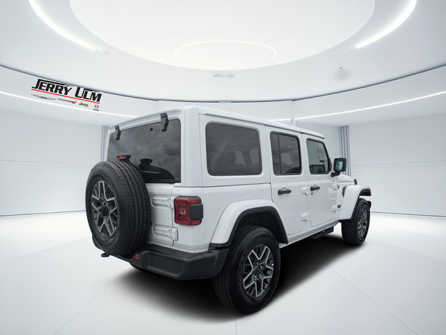 Certified 2026 Jeep Wrangler Unlimited Sahara AWD/4WD image 3