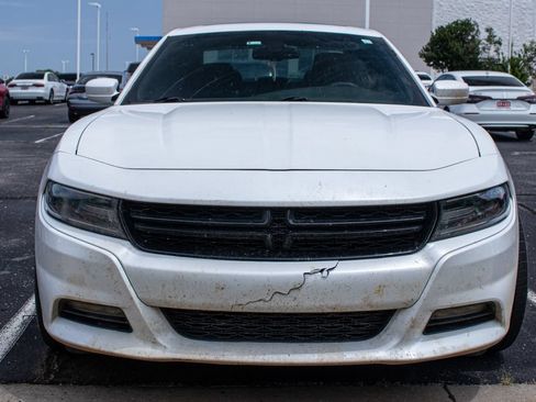 Used 2015 Dodge Charger SXT w/ Driver Confidence Group AWD/4WD image 2
