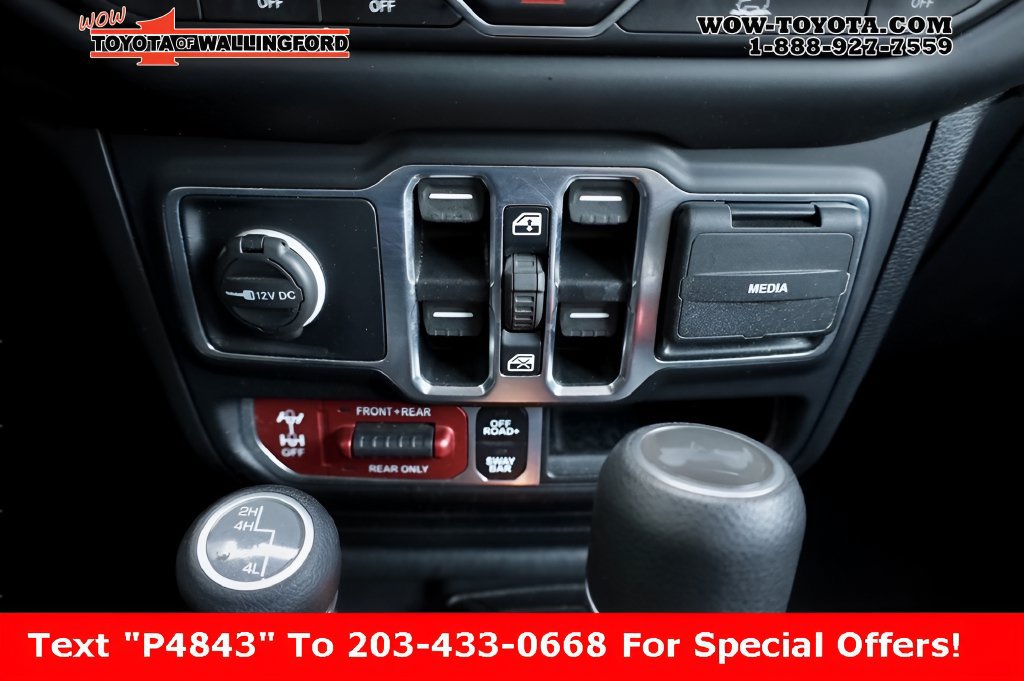 Used 2021 Jeep Wrangler Unlimited Rubicon AWD/4WD image 38