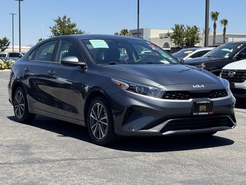 Used 2024 Kia Forte LXS FWD image 1