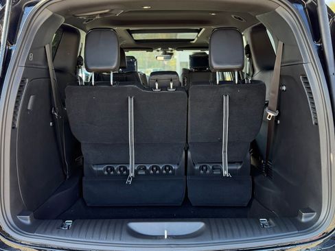 New 2026 Chrysler Pacifica Select image 5