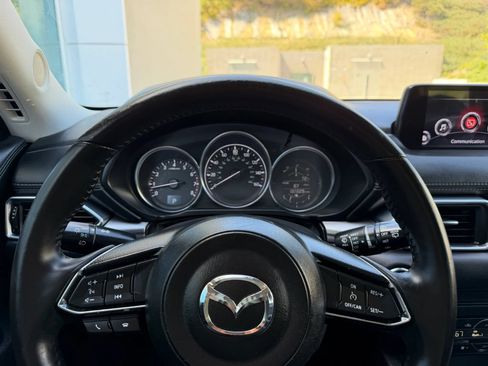 Used 2017 MAZDA CX-5 Touring FWD image 11