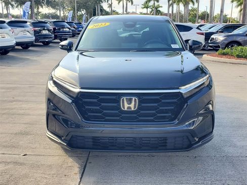 Used 2023 Honda CR-V EX image 2
