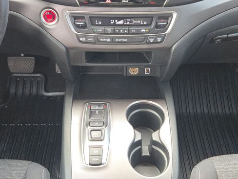 Used 2023 Honda Ridgeline Sport image 18