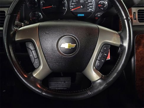 Used 2012 Chevrolet Suburban LT w/ Texas Edition image 13