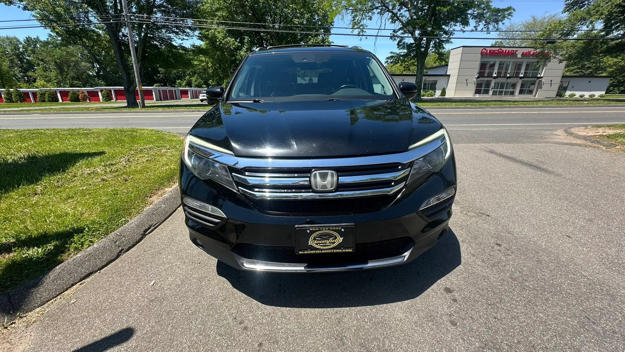 Used 2016 Honda Pilot Touring image 2