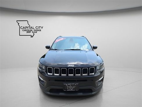 Used 2019 Jeep Compass Latitude w/ Popular Equipment Group image 2