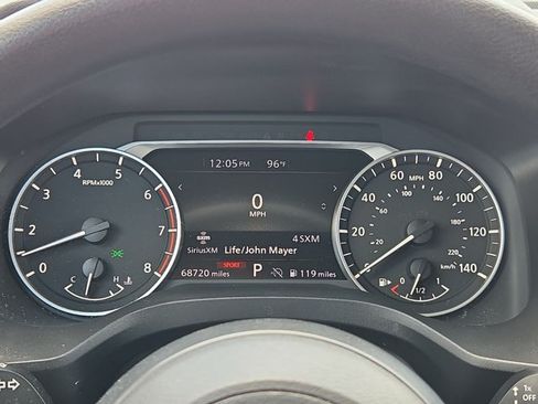 Used 2024 Nissan Rogue SV AWD/4WD image 9