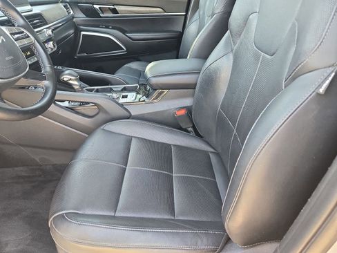 Certified 2022 Kia Telluride EX w/ EX Premium Package image 15