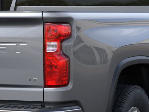 New 2026 Chevrolet Silverado 2500 LT image 11