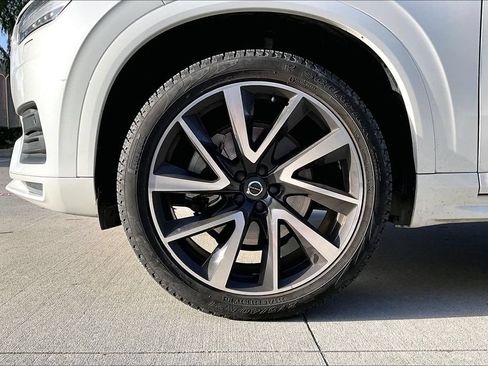 Used 2023 Volvo XC90 B6 Core w/ Climate Package AWD/4WD image 11