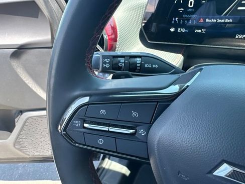 Used 2025 Chevrolet Equinox RS AWD/4WD image 27