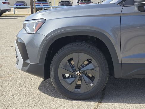 New 2026 Volkswagen Taos S image 5