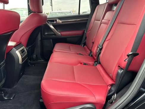 Used 2021 Lexus GX 460 Premium w/ Premium Package AWD/4WD image 38