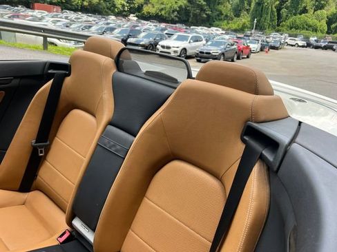 Used 2015 Mercedes-Benz E 550 Cabriolet image 31