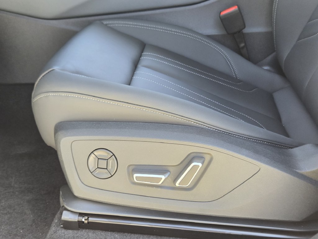 Used 2026 Audi Q3 quattro 2.0T AWD/4WD image 30