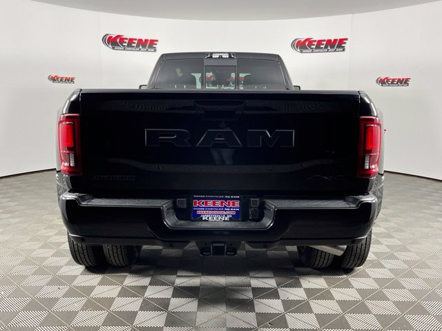 New 2027 RAM 3500 Big Horn AWD/4WD image 7