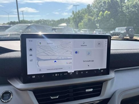 New 2026 Ford Explorer Active w/ Active Comfort Package AWD/4WD image 17