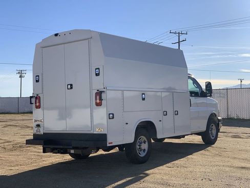New 2025 Chevrolet Express 3500 w/ Power Convenience Package image 4