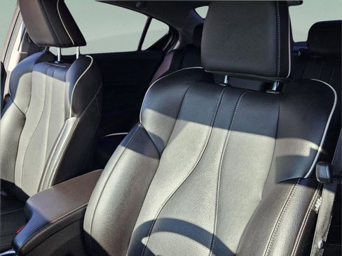 Used 2019 Acura ILX w/ Premium Package image 18