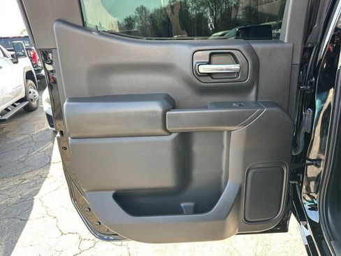 Used 2024 Chevrolet Silverado 1500 Custom Trail Boss w/ LPO, Dark Essentials Package image 22