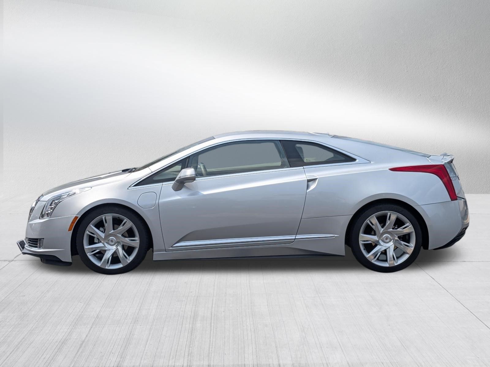 Used 2014 Cadillac ELR FWD image 4