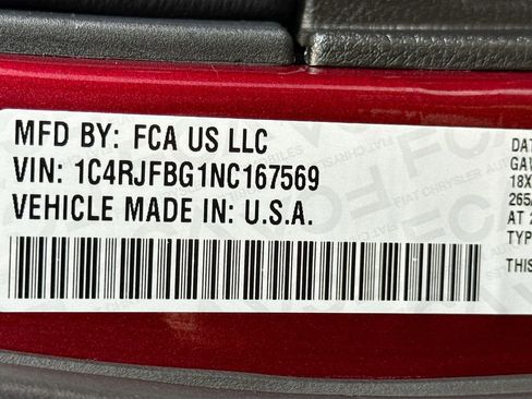 Used 2022 Jeep Grand Cherokee Limited AWD/4WD image 28
