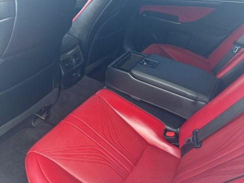 Used 2018 Lexus GS F image 21