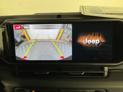 New 2026 Jeep Wrangler Unlimited Rubicon image 13