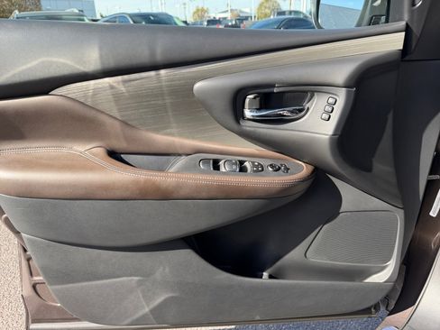 Used 2018 Nissan Murano Platinum image 13