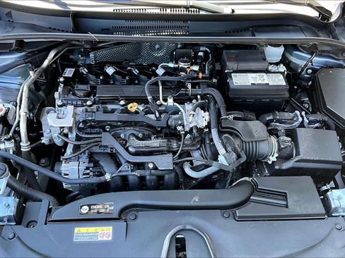Used 2025 Toyota Corolla LE FWD image 31