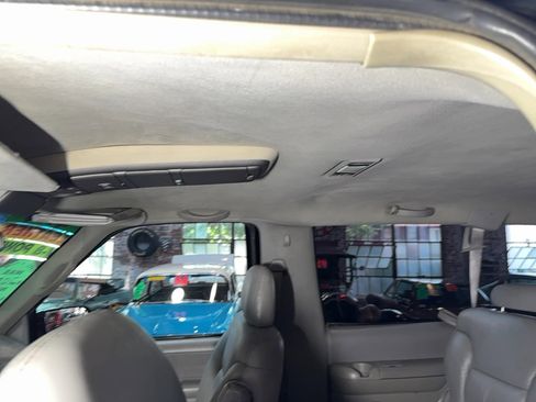 Used 1995 GMC Yukon SLE image 58