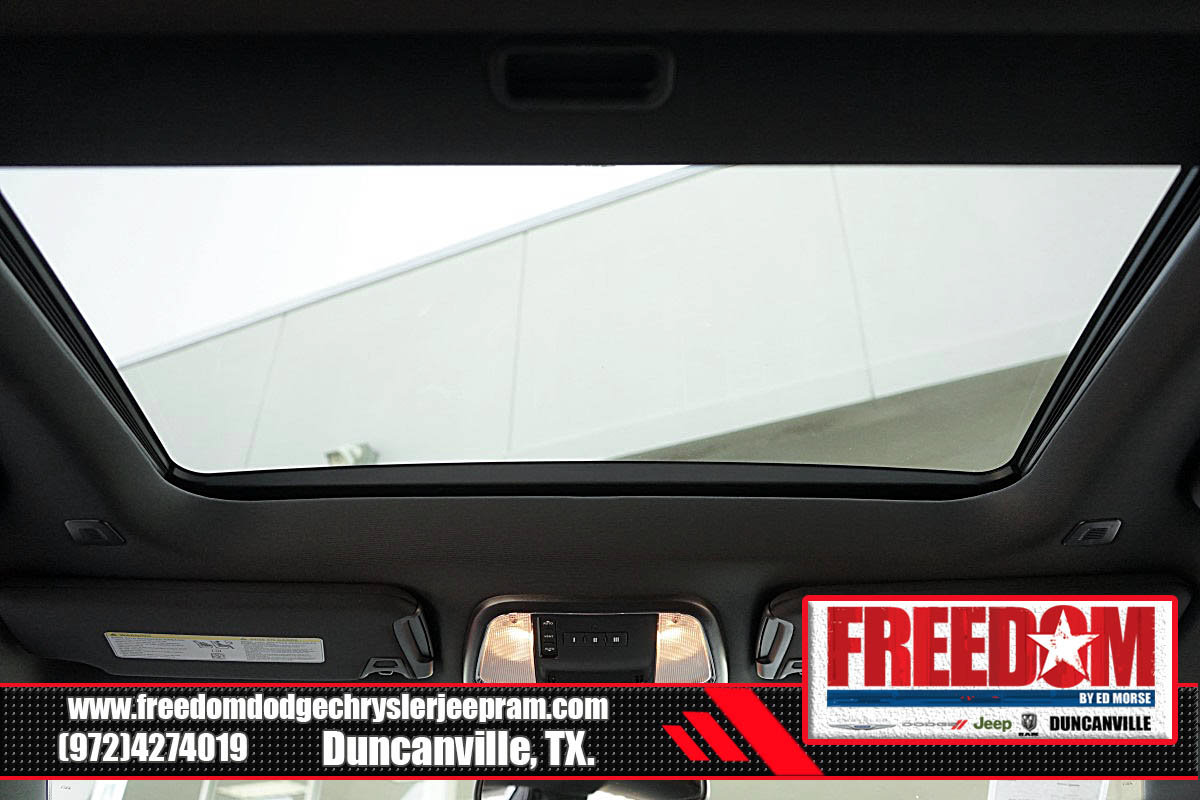 New 2023 Dodge Charger Scat Pack w/ Harman/Kardon Audio Group RWD image 36