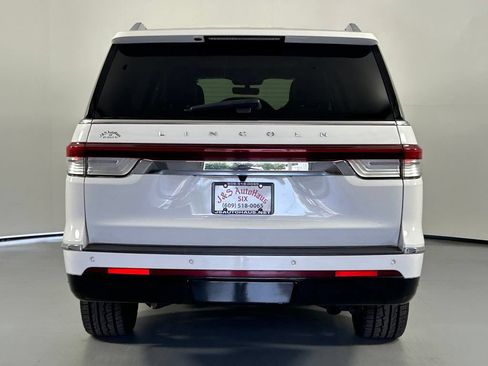 Used 2023 Lincoln Navigator L Reserve AWD/4WD image 6