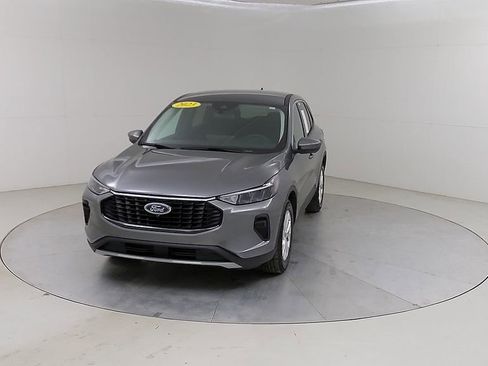 Certified 2023 Ford Escape Active w/ Tech Pack #2 FWD image 8