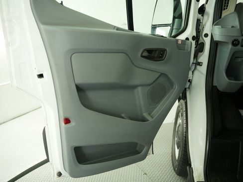 Used 2019 Ford Transit 150 130 Low Roof image 29