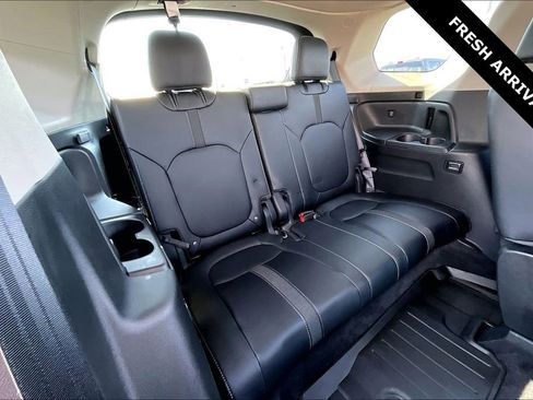 Used 2025 Honda Pilot EX-L image 25