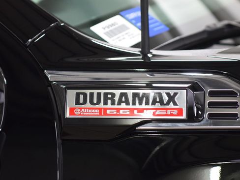 Used 2025 GMC Sierra 2500 Denali w/ Denali Reserve Package AWD/4WD image 17