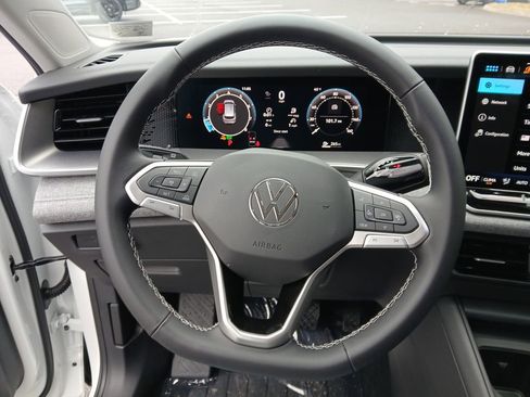 New 2026 Volkswagen Tiguan S image 14