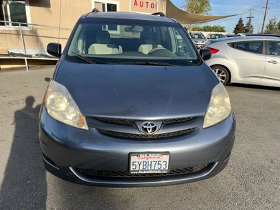 Used 2007 Toyota Sienna LE