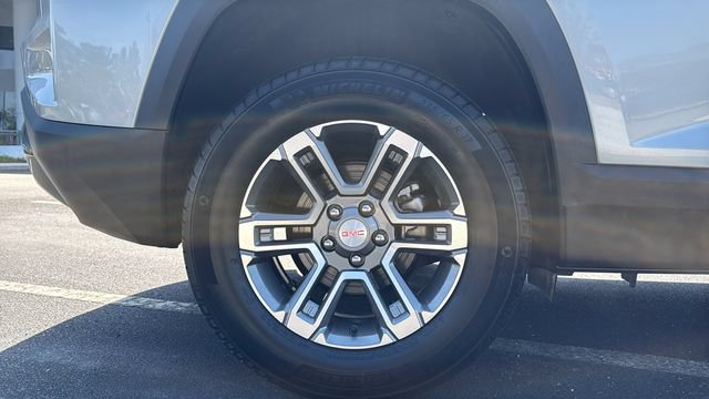 Used 2025 GMC Terrain Elevation AWD/4WD image 9