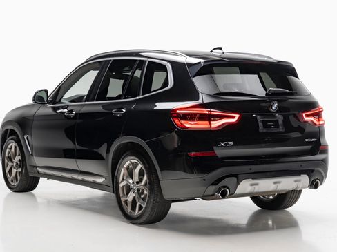 Used 2021 BMW X3 xDrive30i w/ Convenience Package AWD/4WD image 9