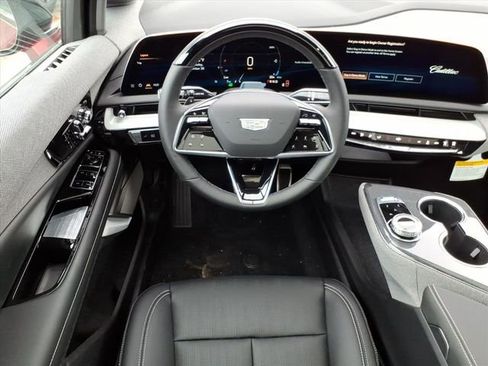 New 2026 Cadillac Optiq Sport 2 image 16