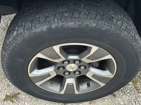 Used 2018 Chevrolet Colorado Z71 AWD/4WD image 32