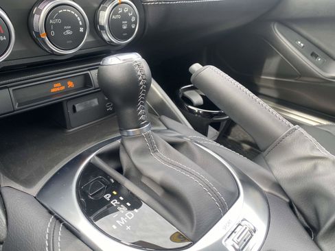 Used 2025 MAZDA MX-5 Miata Grand Touring w/ Weather Package image 25