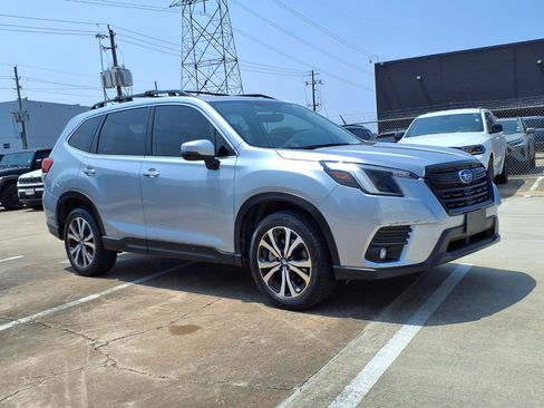 Used 2024 Subaru Forester Limited w/ POP Package 3 AWD/4WD image 2