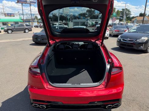 Used 2018 Kia Stinger GT2 RWD image 11